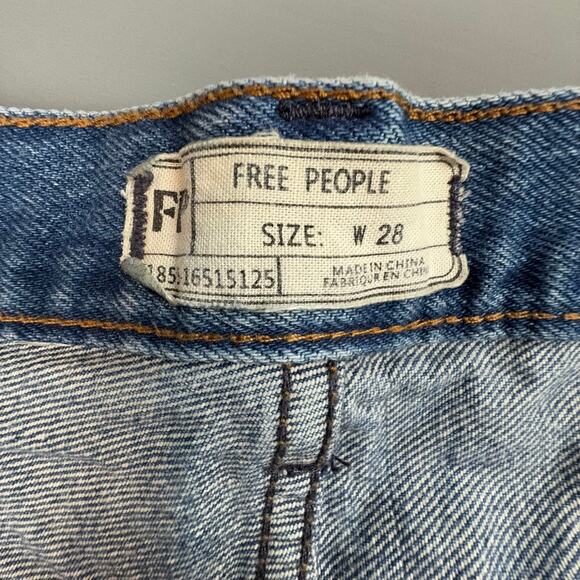 Free People High Rise Straight Jeans 28 Raw Cut Hem 100% Cotton Y2K Vibe - Picture 7 of 8